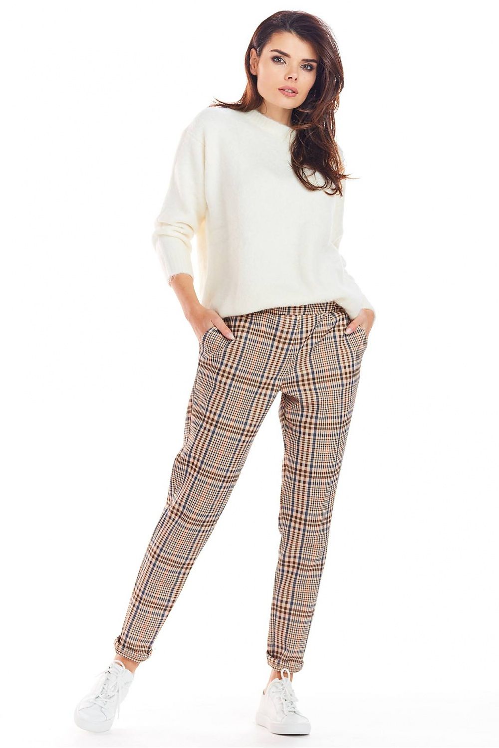  Pantaloni da donna model 148986 awama 