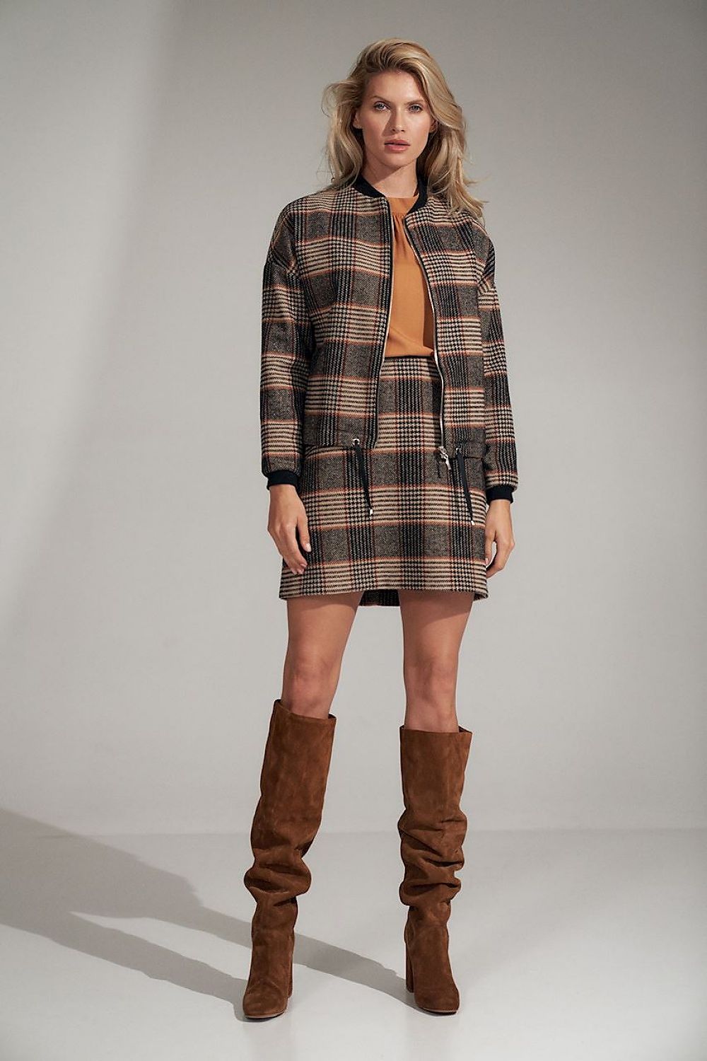  Gonna corta model 150904 Figl 