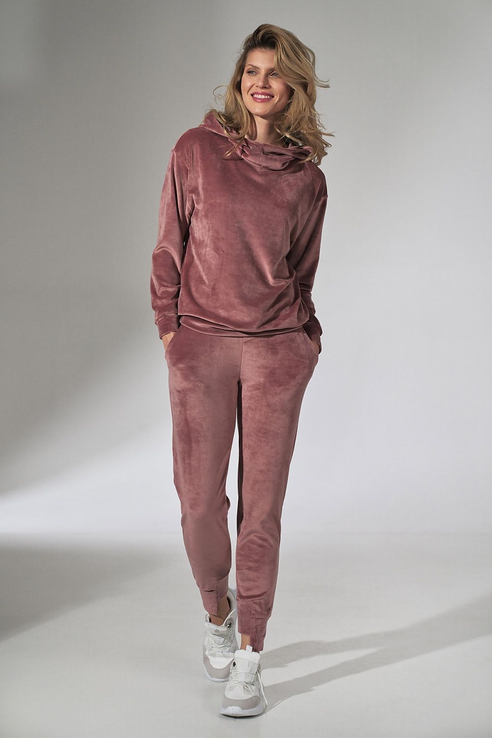  Pantaloni model 151803 Figl 