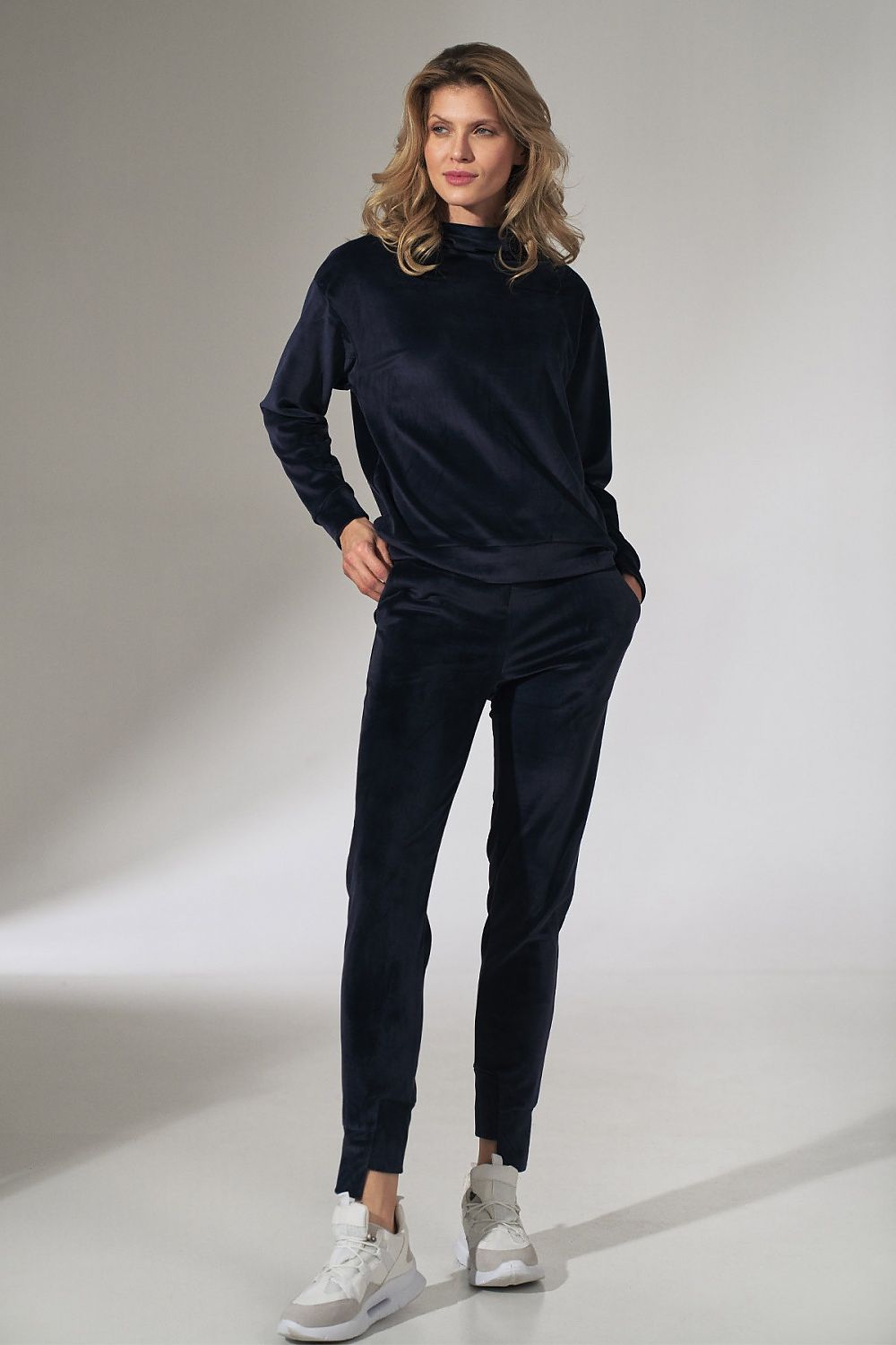  Pantaloni model 151805 Figl 