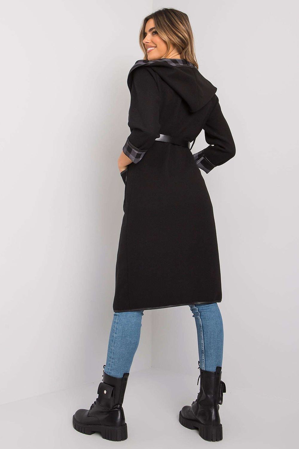  Cappotto model 160421 Italy Moda 