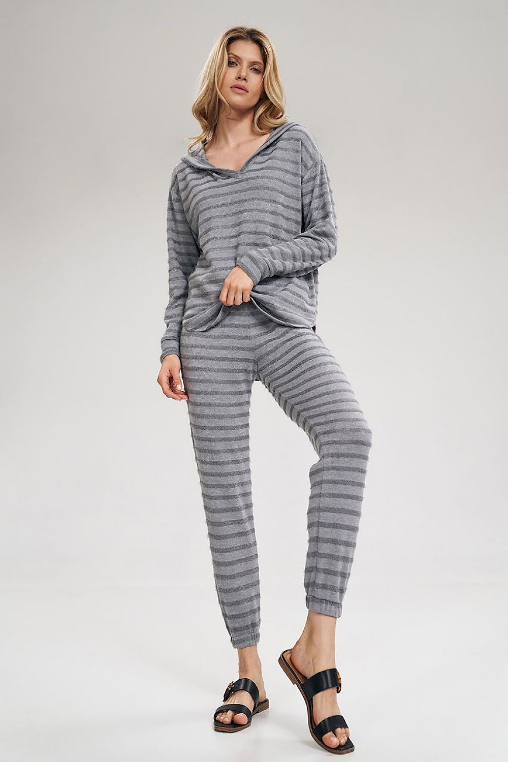  Pantaloni model 162307 Figl 