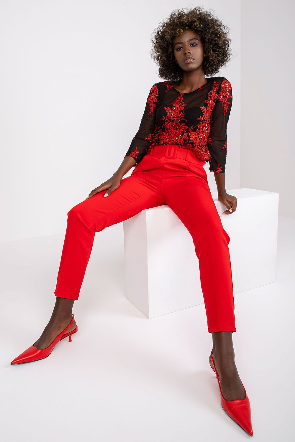  Pantaloni da donna model 166888 Italy Moda 