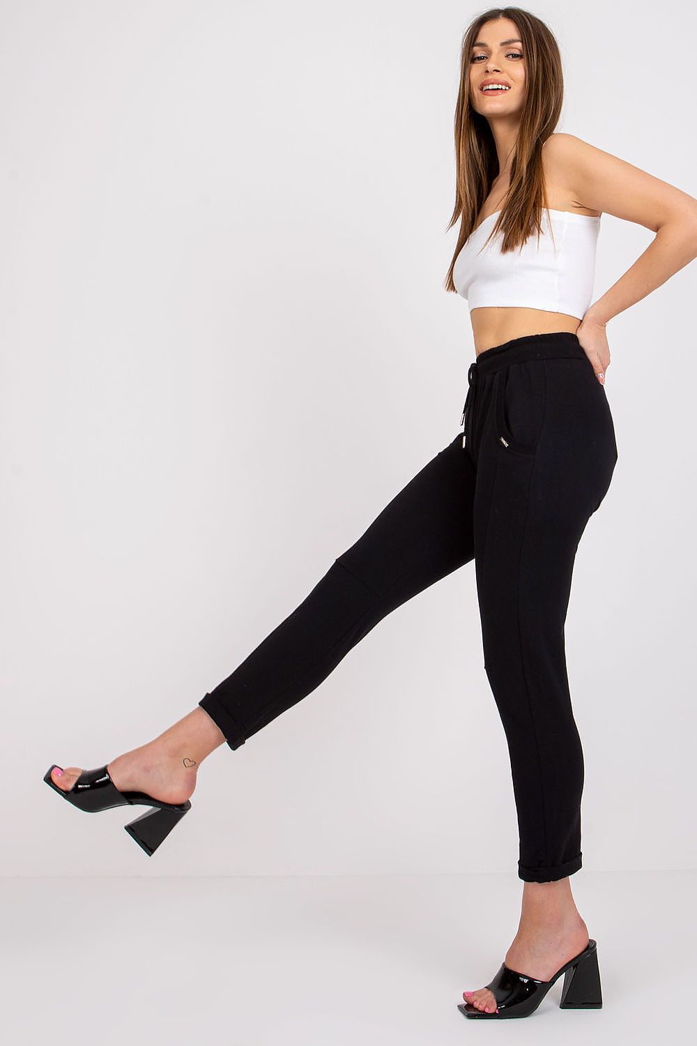  Pantaloni model 169088 Relevance 
