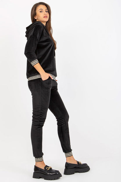 completo model 172688 Relevance 