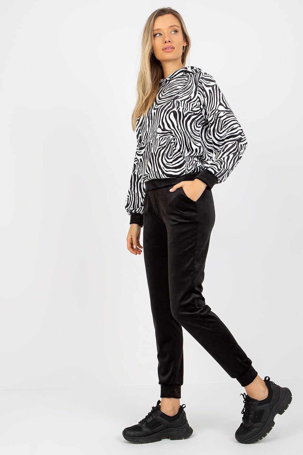  completo model 173358 Rue Paris 