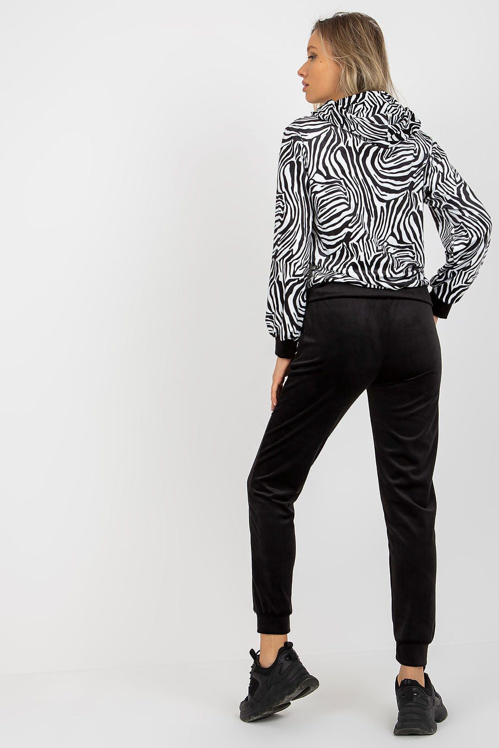  completo model 173358 Rue Paris 