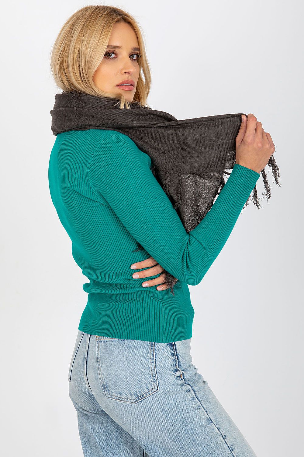  Scialle model 174881 AT 