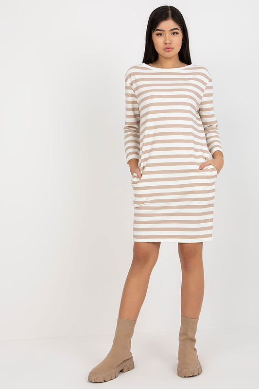  Vestito da giorno model 175113 Rue Paris 