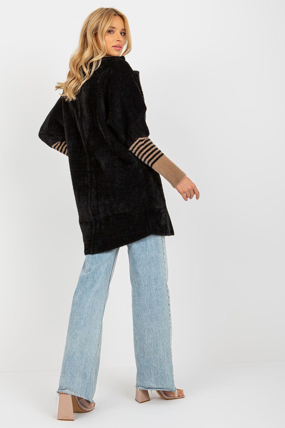  Cappotto model 175957 MBM 