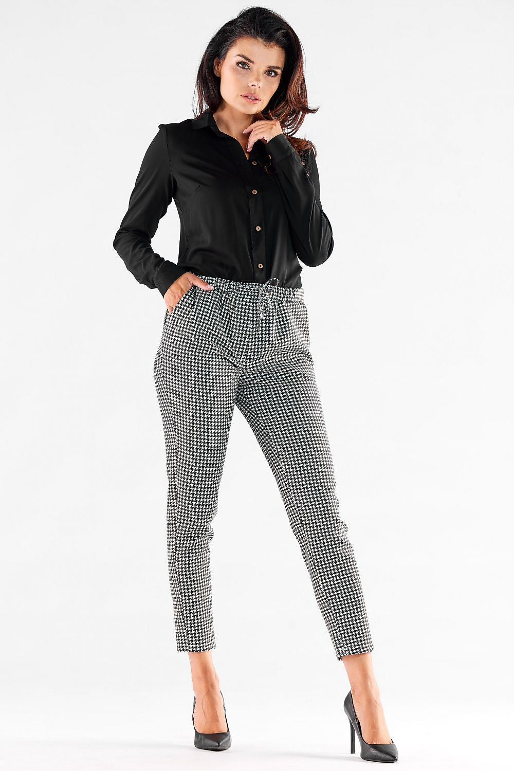  Pantaloni da donna model 176873 awama 
