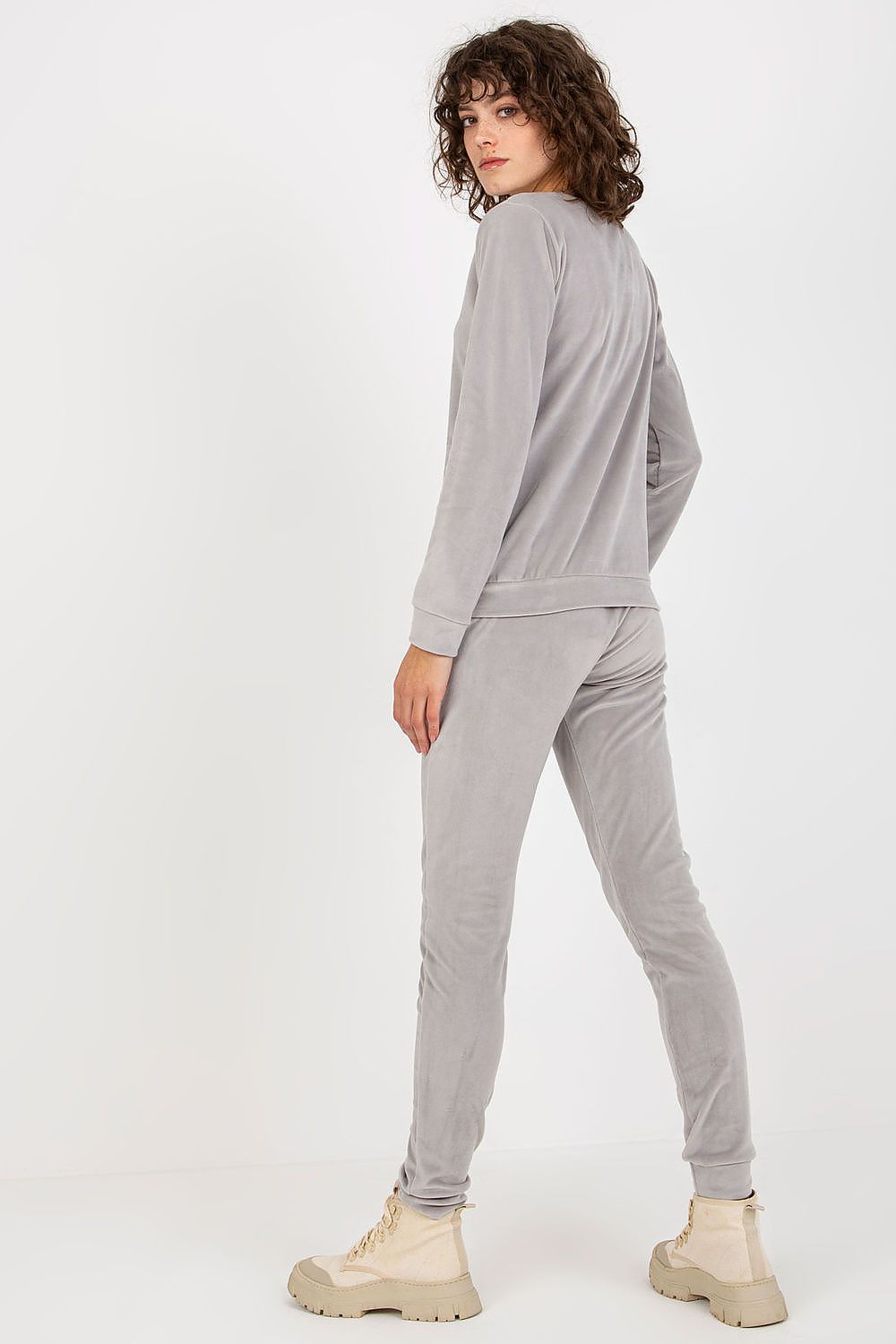  completo model 177072 Relevance 