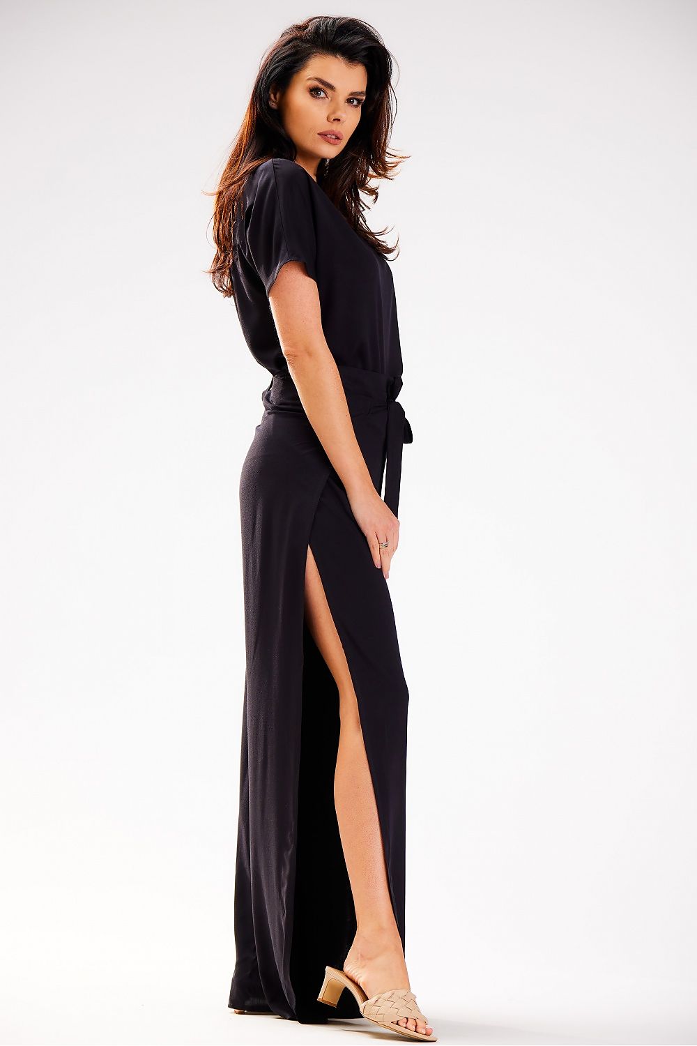  Pantaloni da donna model 181096 awama 