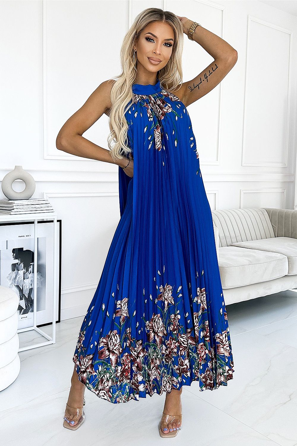  Vestito da giorno model 182483 Numoco 