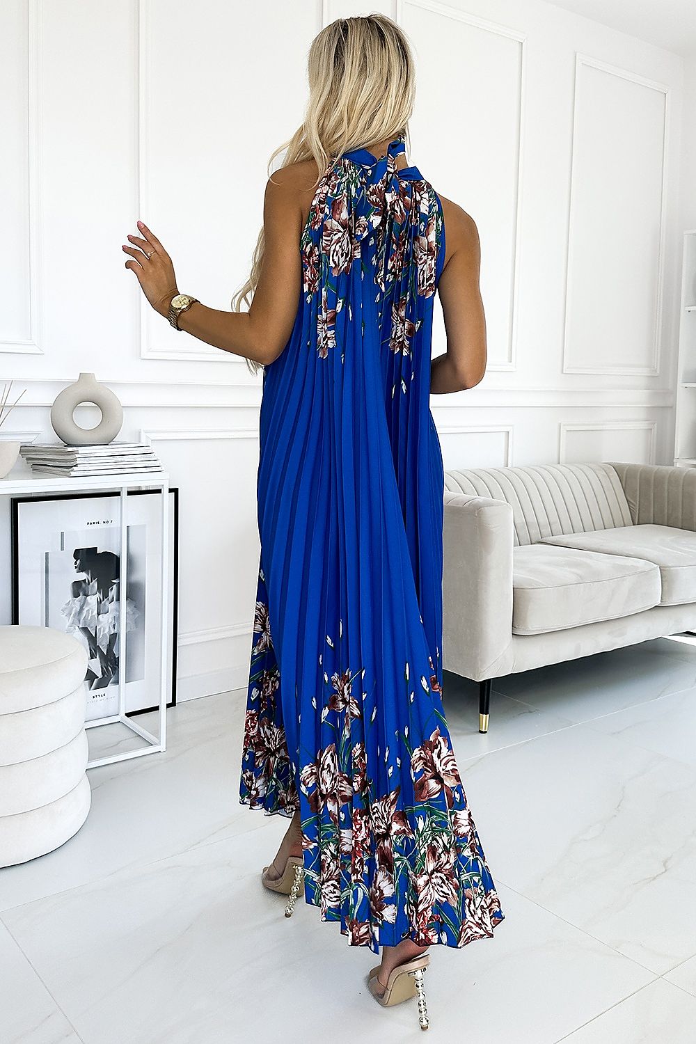  Vestito da giorno model 182483 Numoco 
