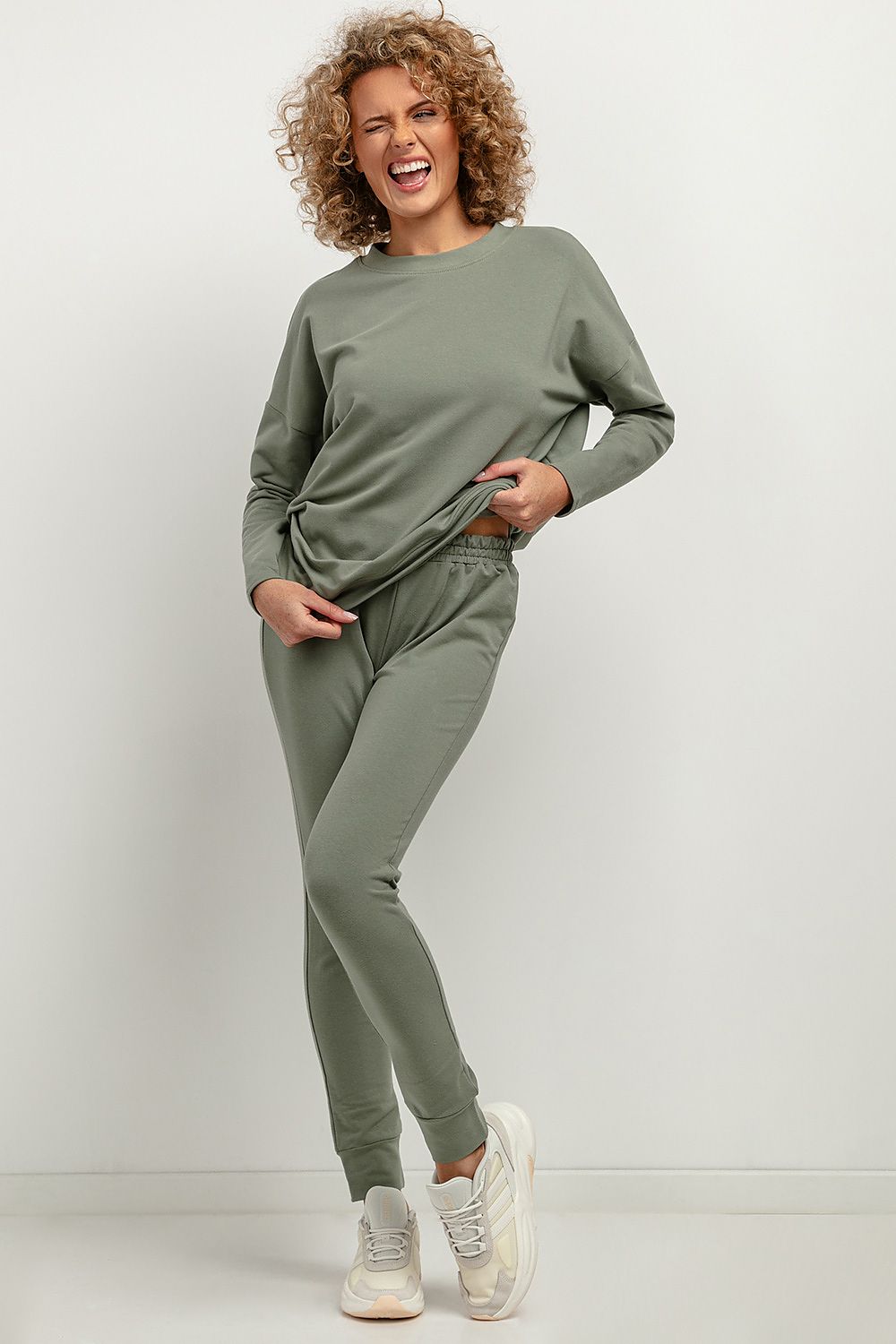  Pantaloni model 183195 Tessita 