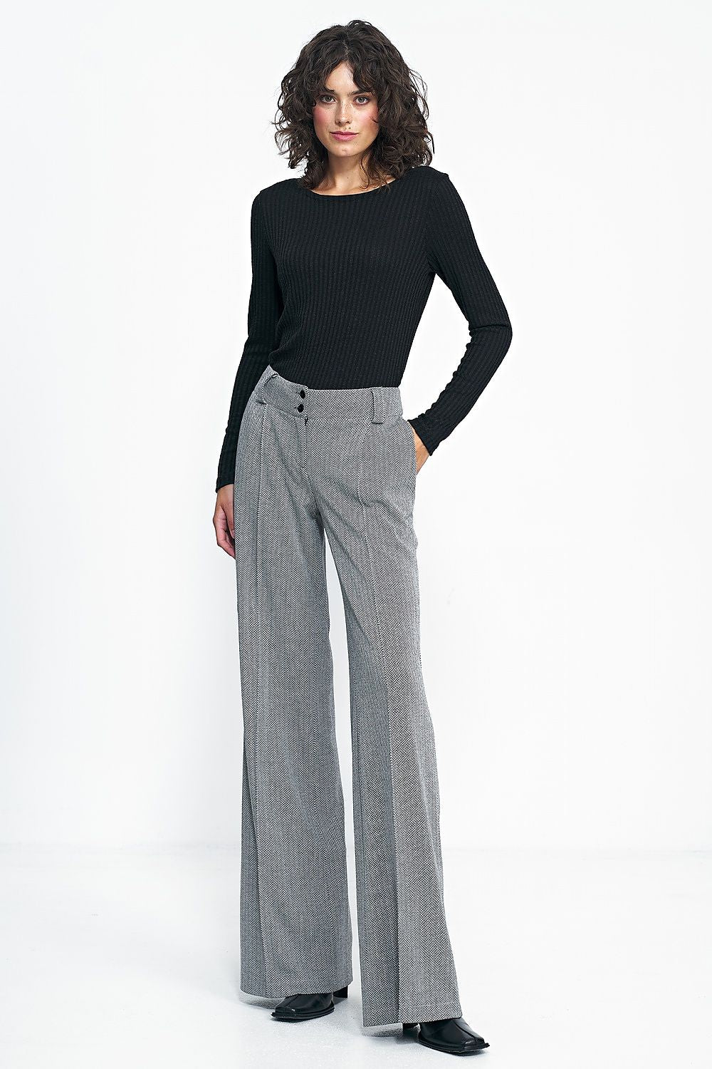  Pantaloni lunghi model 184593 Nife 