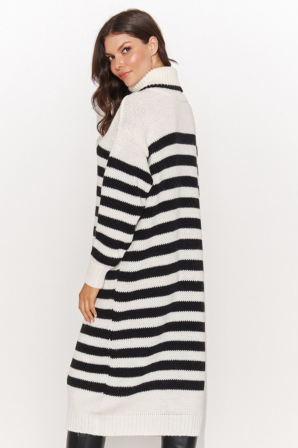  Vestito da giorno model 185204 Numinou 