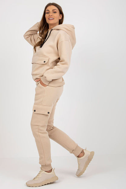  Vista laterale sinistra tuta donna beige con pantaloni cargo e felpa cappuccio Modern Vogue 186180 Factory Price 